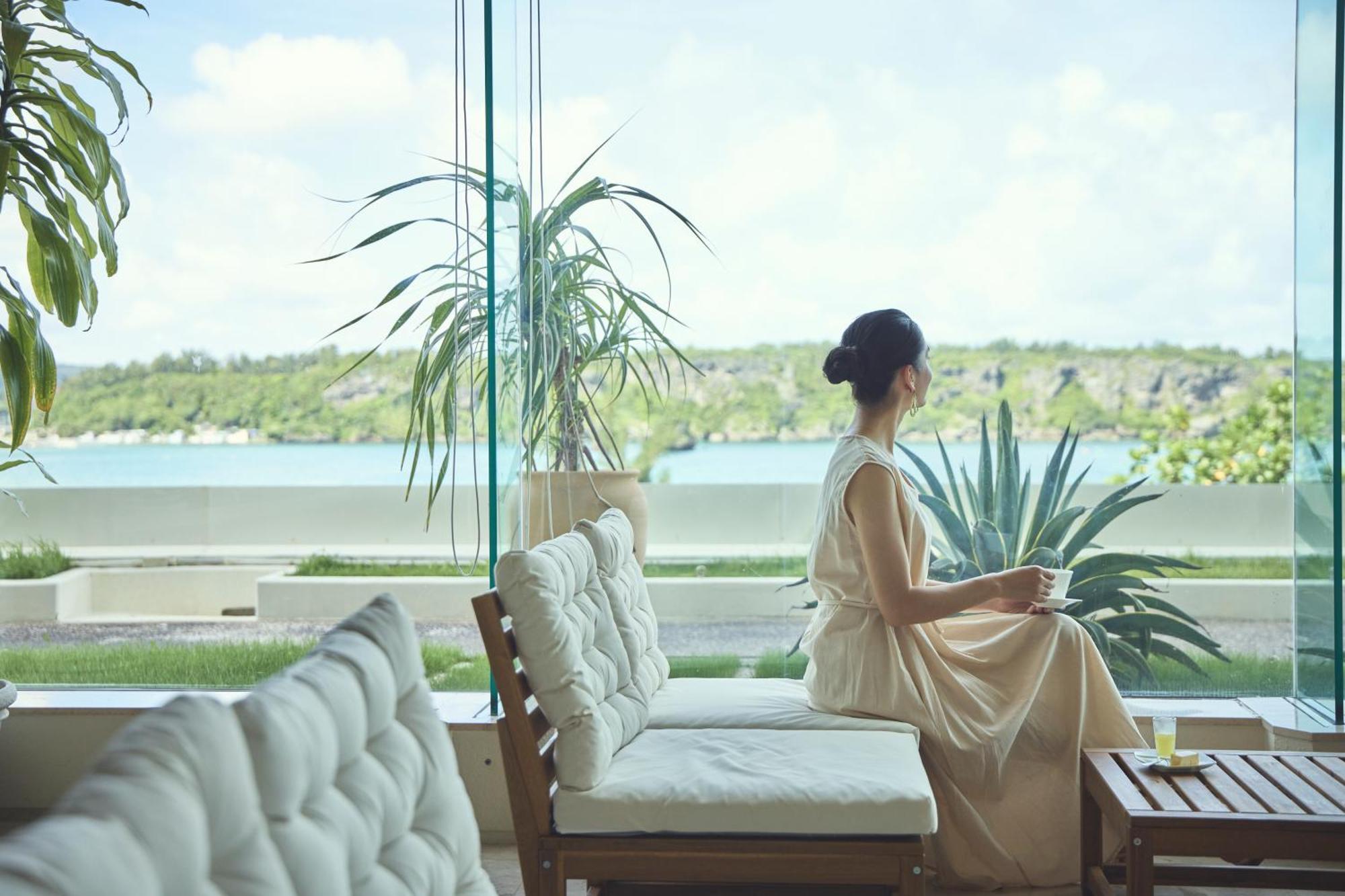 Ana Intercontinental Manza Beach Resort By Ihg Онна Экстерьер фото